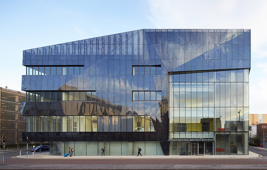 Case study: National Graphene Institute - Pushing the BIM boundaries - BIM+